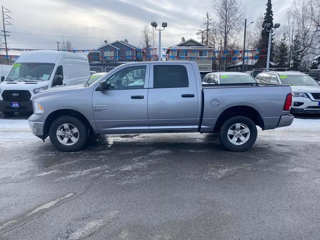2022 Ram 1500 Classic - 1C6RR7LG3NS240502 - Image #2